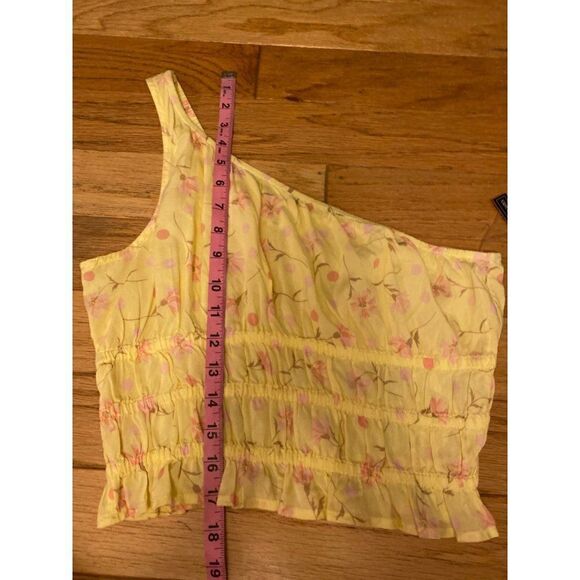 NWT BP women's floral one shoulder cropped summer top size medium - Picture 6 of 8